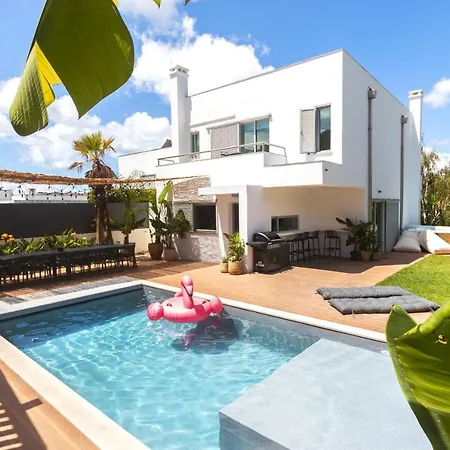 Beach Villa - 16Min To Downtown - 30 Ppl Paco de Arcos Exterior photo